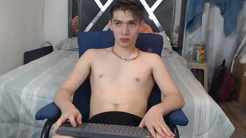 erick_de_rossee online show from January 30, 11:13 pm