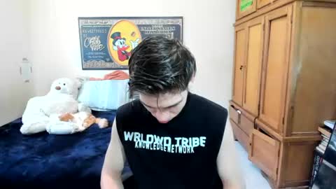 erick_de_rossee online show from June 11, 7:12 pm