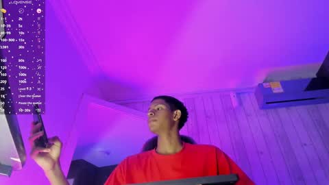 Snapshot of erick_wal chatting on October 14, 12:50 am      online show from October 14, 12:50 am