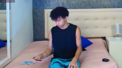 Snapshot of erick_zhimerman chatting on October 16, 4:42 am   online show from October 16, 4:42 am
