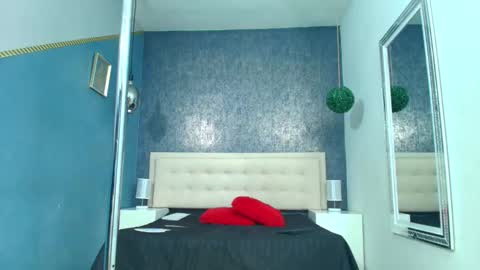   online show from November 24, 4:02 am