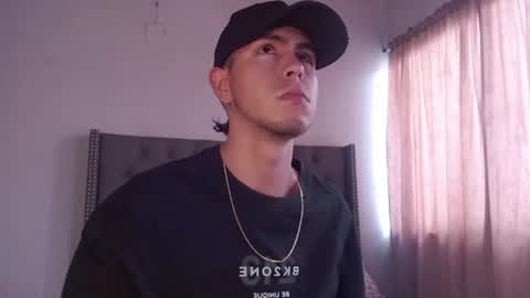 Erik rodriguez online show from June 15, 6:55 pm