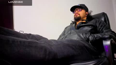 ernesto rodriguez 82 online show from March 13, 6:43 am