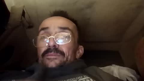 erniebiggsballz online show from November 25, 9:33 am