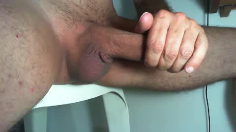 erniemuyhot435811 online show from April 23, 3:00 am