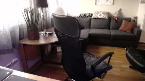 Snapshot of eroen chatting on October 26, 2:08 pm eroen online show from October 26, 2:08 pm