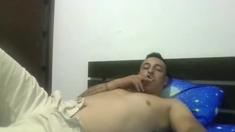 erosalescuervo online show from December 1, 1:08 am