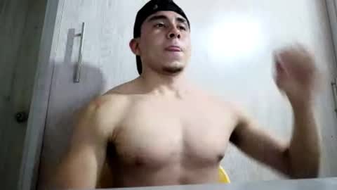 Eross online show from February 20, 3:25 am