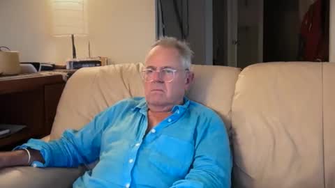 eros online show from November 15, 5:48 pm