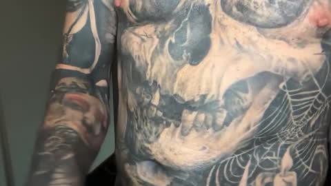 Erotic CloseUps online show from September 28, 1:14 am