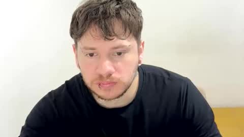 eskol212 online show from April 4, 4:15 pm