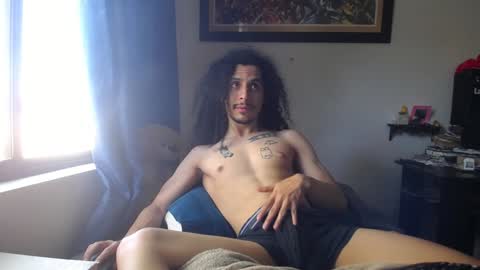 Esnider online show from January 29, 9:07 pm