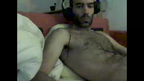 especially871850 online show from June 7, 9:38 am