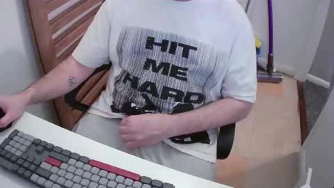 Morph online show from February 21, 8:21 pm