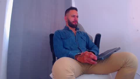 esteban online show from January 30, 5:17 pm