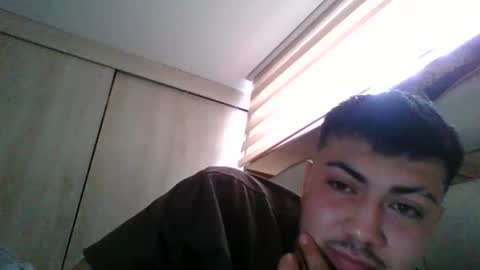 esteeban_ online show from June 7, 8:16 pm