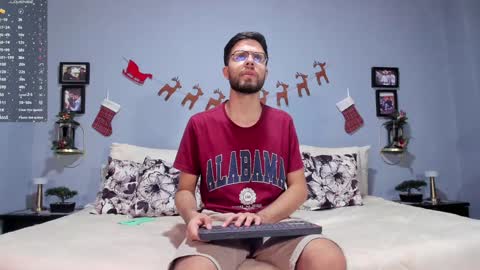 Snapshot of ethan_adam chatting on December 4, 1:47 am ADAM TAYLOR  ETHAN CAMBAL INDEPENDENT MODELS online show from December 4, 1:47 am