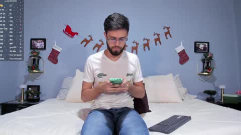 Snapshot of ethan_adam chatting on December 26, 11:46 pm ADAM TAYLOR  ETHAN CAMBAL INDEPENDENT MODELS online show from December 26, 11:46 pm