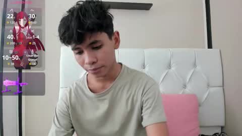 Snapshot of ethan_westt chatting on September 13, 1:23 pm Ethan online show from September 13, 1:23 pm