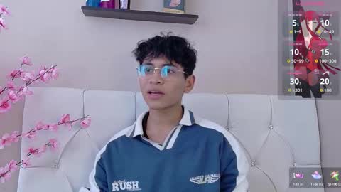 Snapshot of ethan_westt chatting on September 30, 8:45 pm Ethan online show from September 30, 8:45 pm