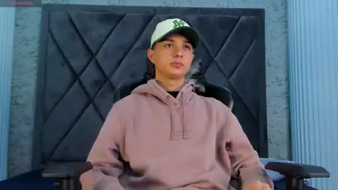 ethanlowell online show from April 1, 8:39 pm