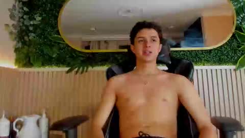 ethanlowell online show from March 6, 5:48 am