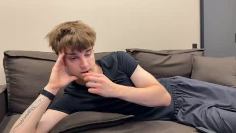 exclusiveflexboy online show from June 28, 10:16 pm