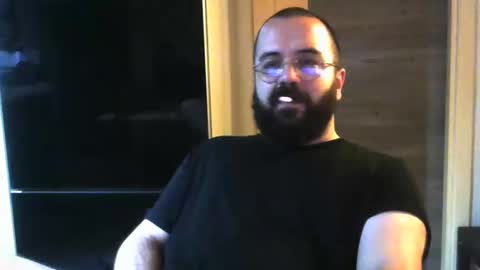 expect online show from December 8, 12:18 am