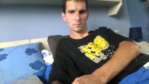 ezel004 online show from September 15, 3:46 pm