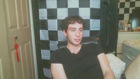 Snapshot of ezra_naamah chatting on March 5, 4:02 pm Ezra Naamah online show from March 5, 4:02 pm