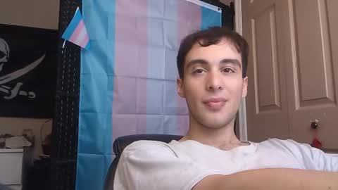 Snapshot of ezra_naamah chatting on December 17, 5:04 pm Ezra Naamah online show from December 17, 5:04 pm