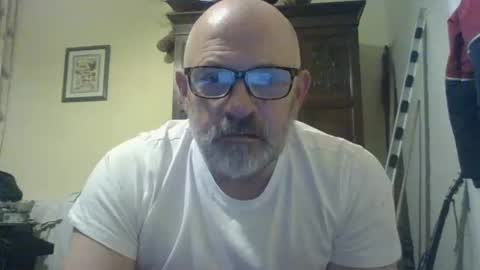 f1zzeek online show from April 2, 11:34 pm