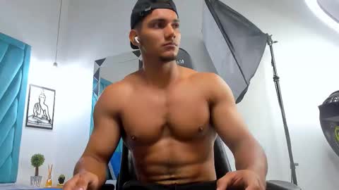 FABIO online show from January 11, 4:33 pm