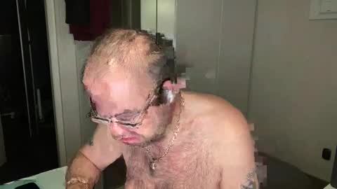 Snapshot of fabiothick chatting on October 31, 9:51 pm fabiothick online show from October 31, 9:51 pm