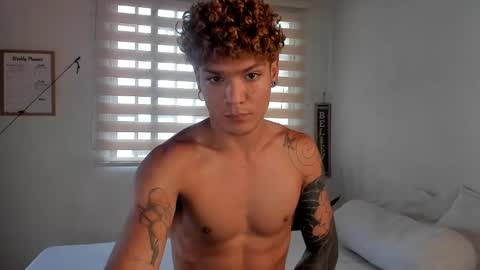Snapshot of fabrizio_amery chatting on December 15, 12:06 pm -  A N D E R online show from December 15, 12:06 pm