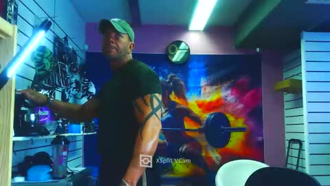 fabxxxl online show from March 18, 9:01 am