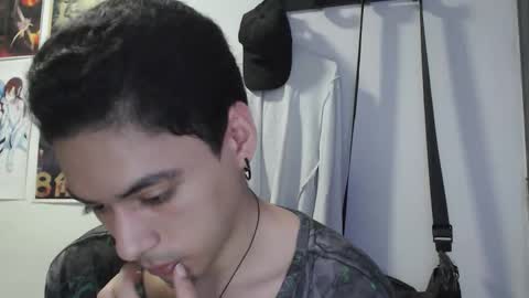 fall_dutt online show from February 20, 6:26 am