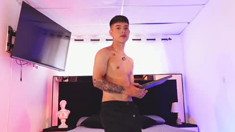 Snapshot of farid_jake_ chatting on March 5, 7:06 pm farid_jake_ online show from March 5, 7:06 pm