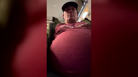 feedmyhugebelly online show from April 19, 3:11 pm