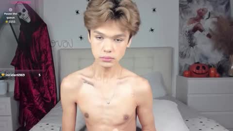 Felix online show from October 30, 10:33 pm