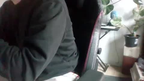 fem_alice_louis_dom online show from November 18, 8:40 am