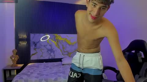 FER PHOENIX online show from March 31, 4:25 am