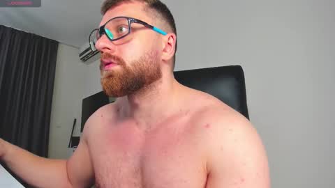 FindomGuyXXX online show from February 12, 8:15 pm