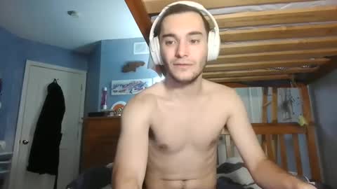 Snapshot of fingeringoutlife_22 chatting on February 12, 10:15 pm Christian online show from February 12, 10:15 pm