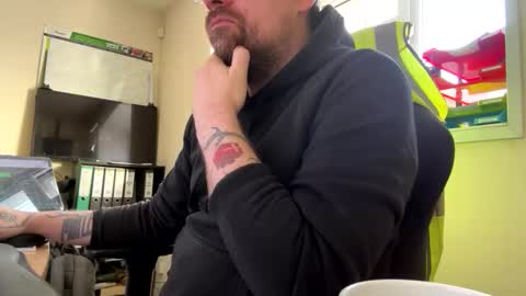 JunoSixx online show from December 2, 10:29 am