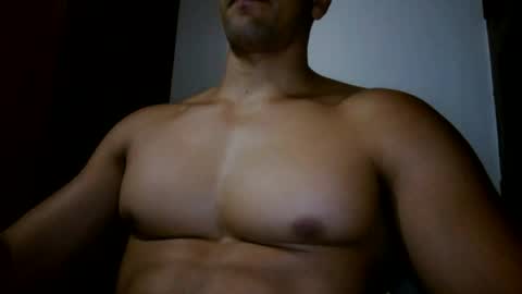 fitchestabs_69 online show from July 3, 8:24 pm