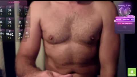 Snapshot of fitguy_84 chatting on March 9, 6:43 pm fitguy_84 online show from March 9, 6:43 pm