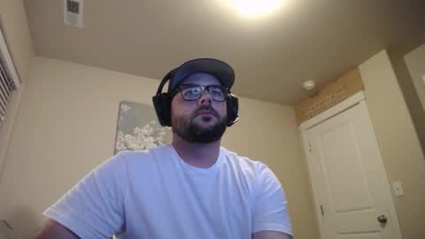 Snapshot of flikk14 chatting on October 20, 4:16 am flikk14 online show from October 20, 4:16 am