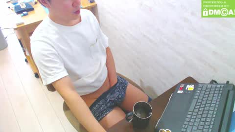 flowerbox online show from January 19, 1:43 am