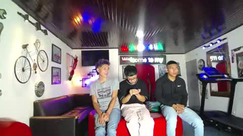 flyckers online show from June 30, 12:17 pm